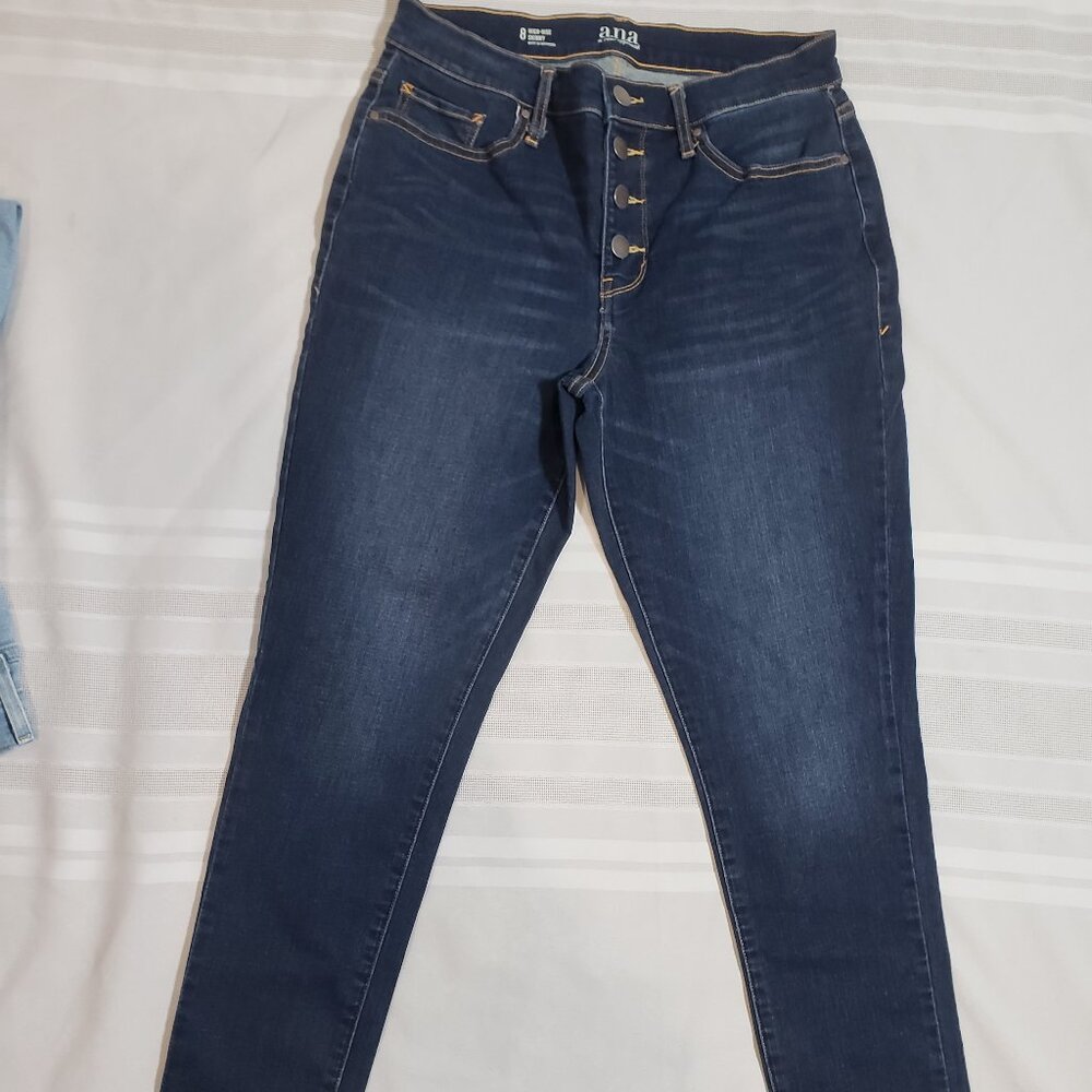 A.n.a blue jeans high waist size 8 dark wash